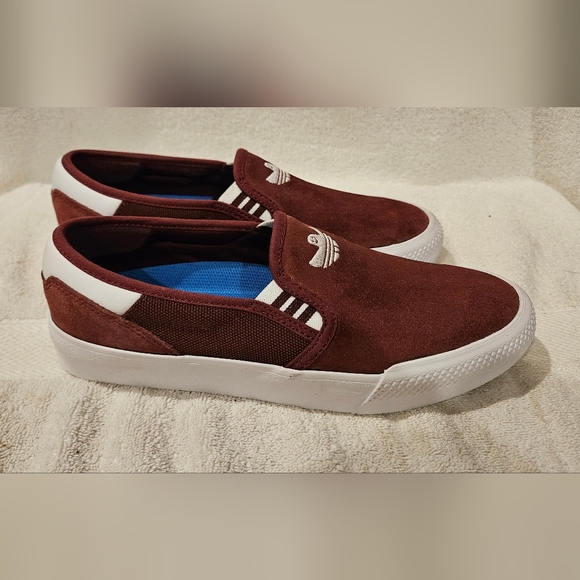adidas Shoes - ADIDAS SHMOOFOIL SLIP ON SHOES